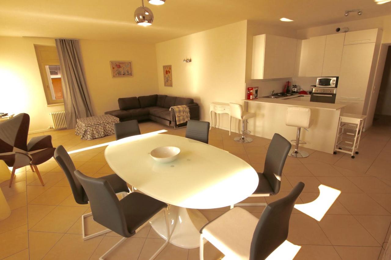 Charmante Apartament Lake Front Malcesine Exterior foto
